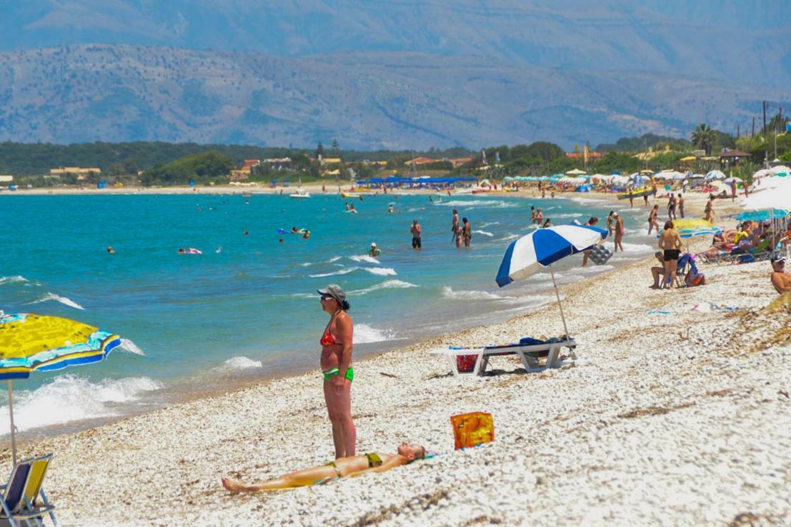 Lefkes Apartments 2 Acharavi  Buitenkant foto